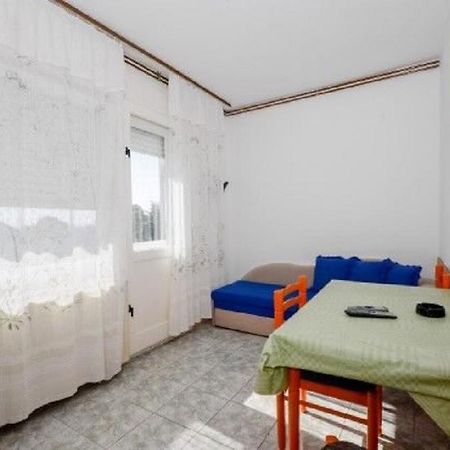 Apartments Drazica Krk Town Bagian luar foto