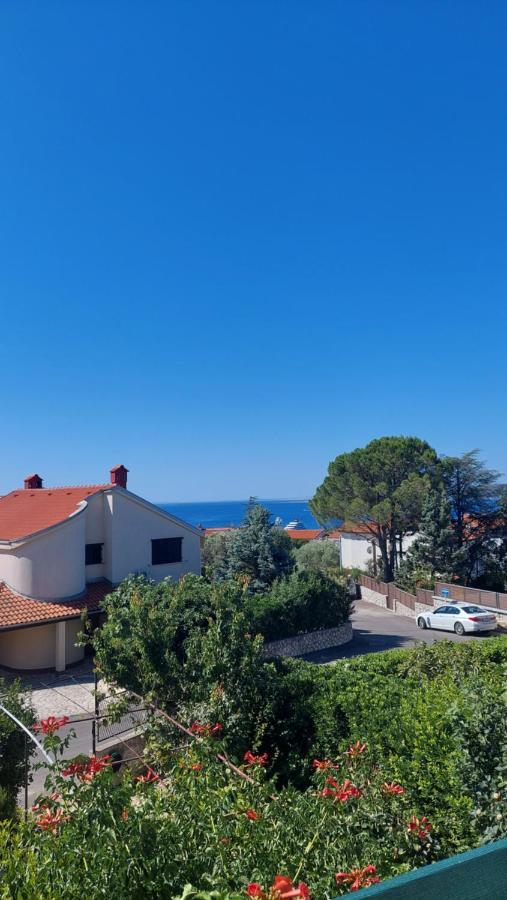 Apartments Drazica Krk Town Bagian luar foto