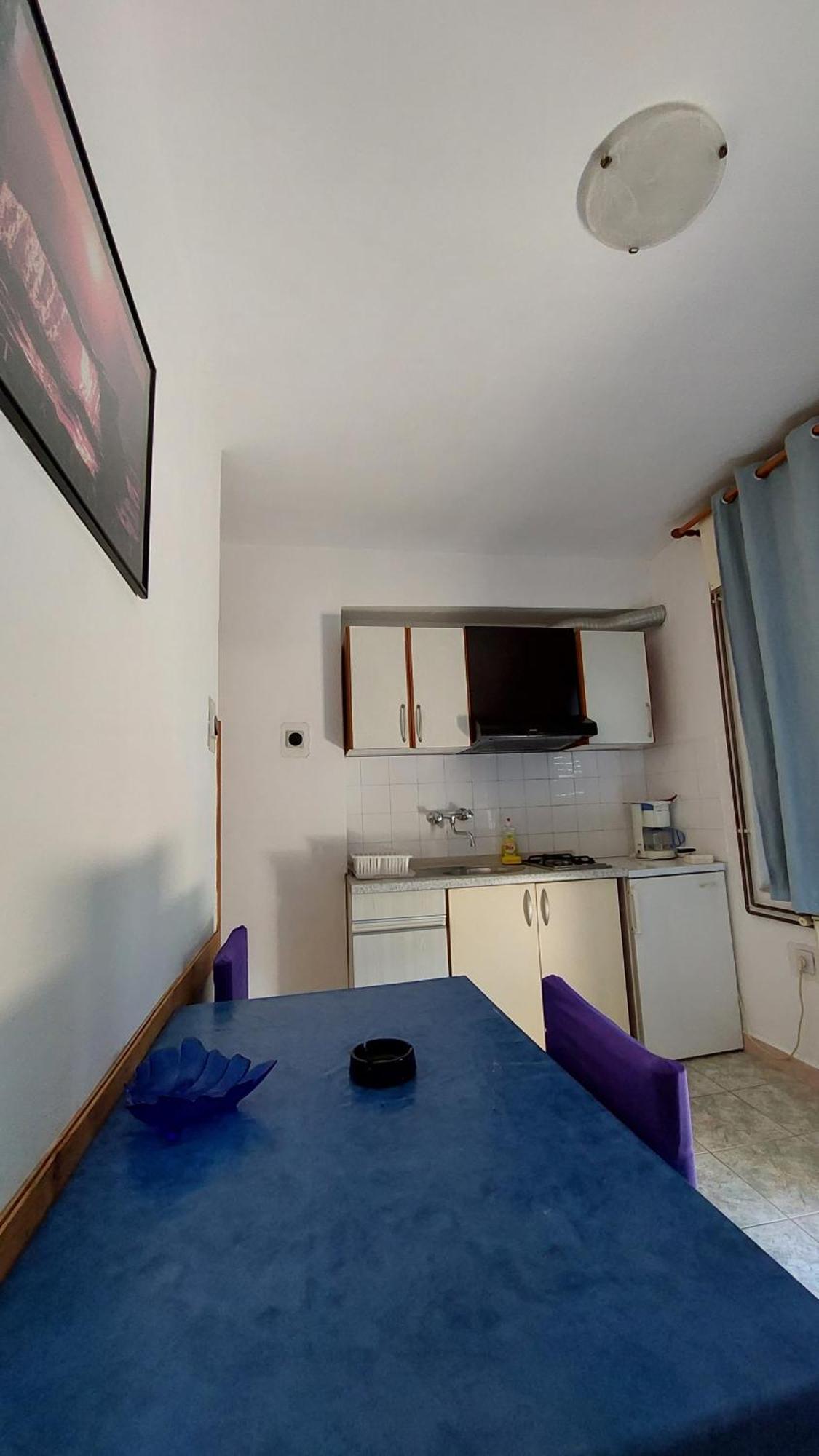 Apartments Drazica Krk Town Ruang foto